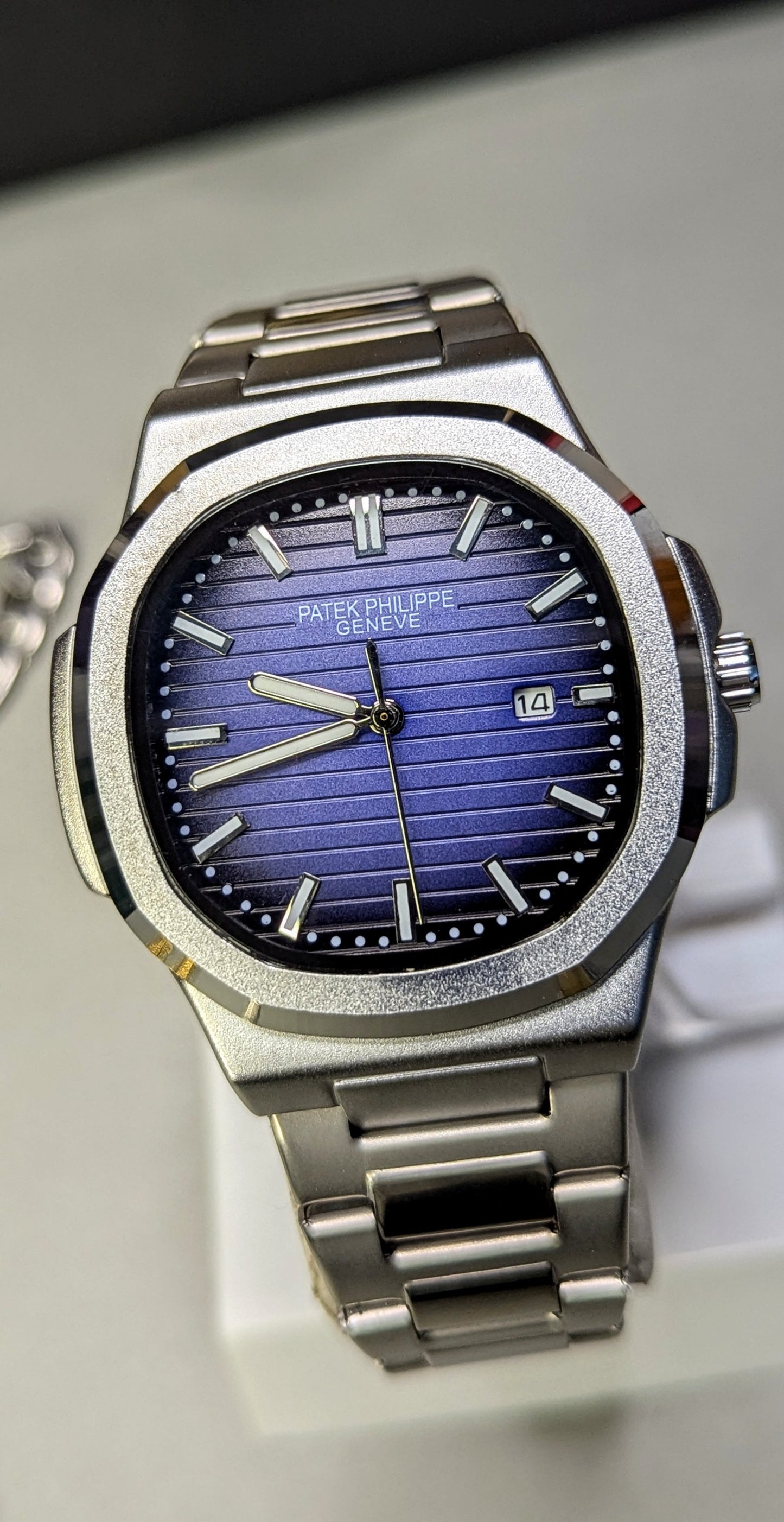 Patek Philipe Nautilus Blue - Umdaah Collection