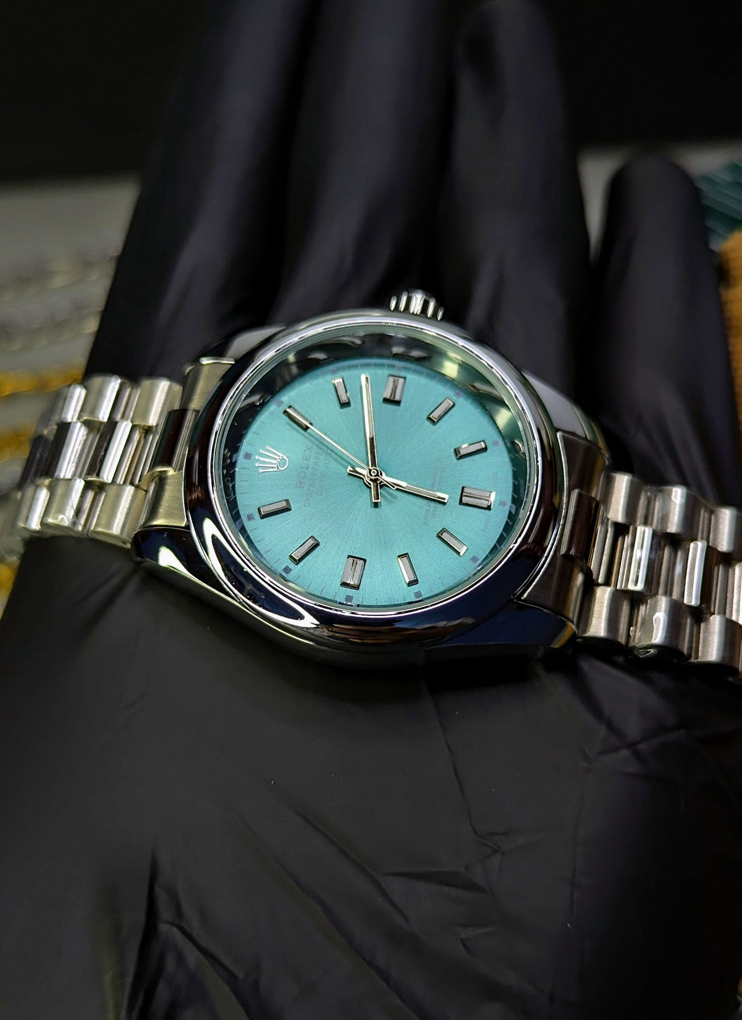 Rolex Oyster Aqua - Umdaah Collection