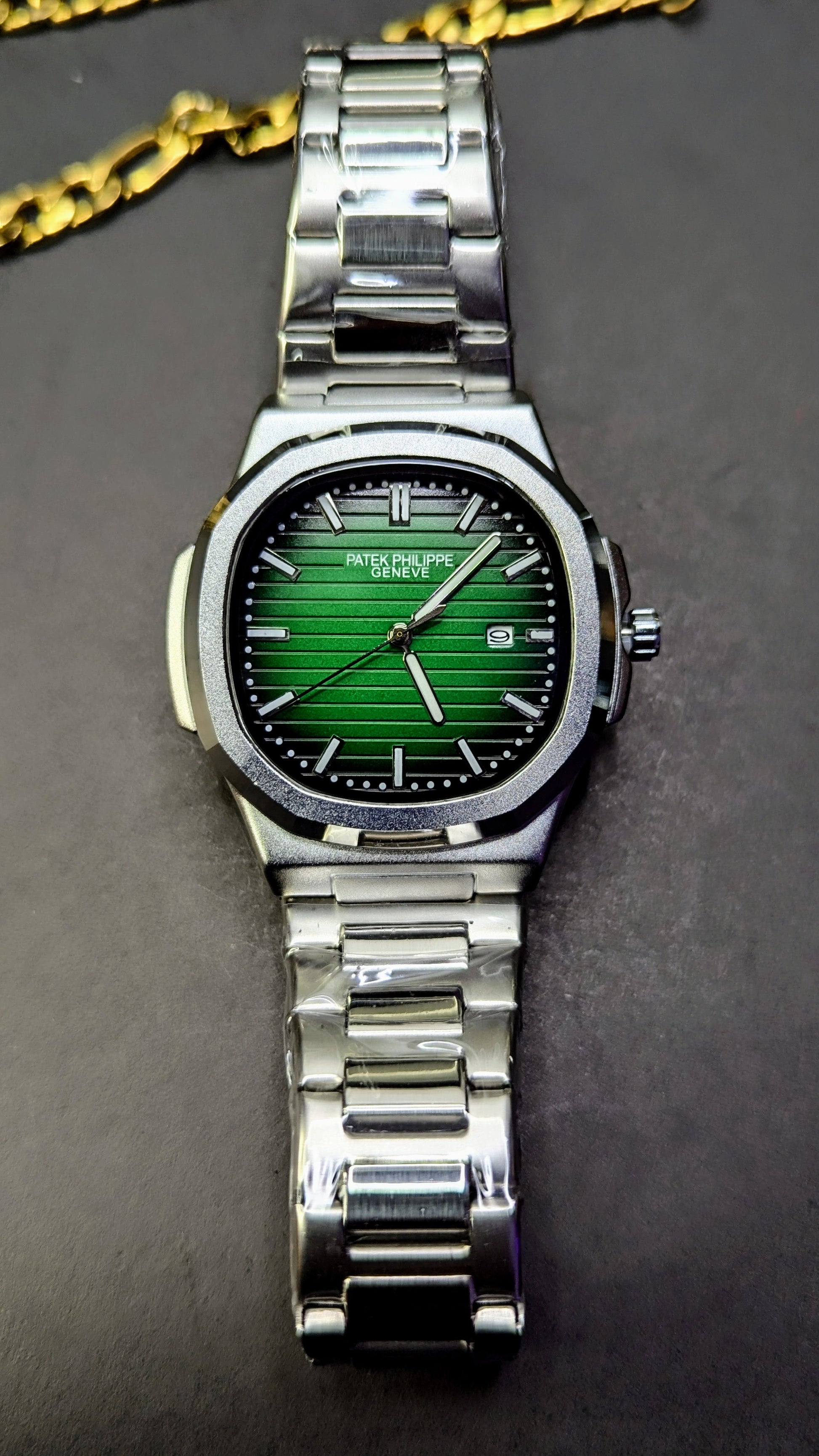 Patek Philipe Nautilus Green - Umdaah Collection